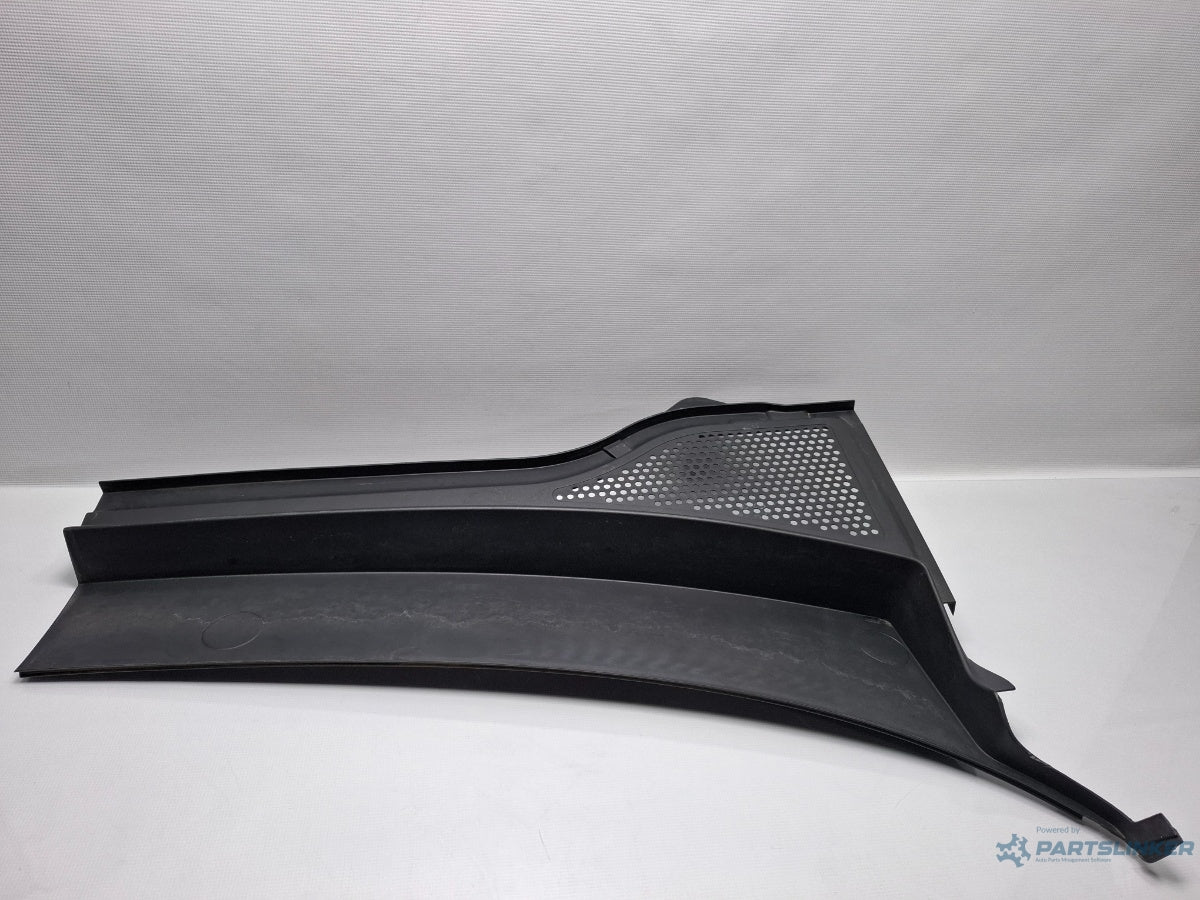 Grila stergatoare dreapta VOLKSWAGEN PASSAT Variant 3G5 2014 - > TDI CRLB, DBGA, DFGA 3G1819404E