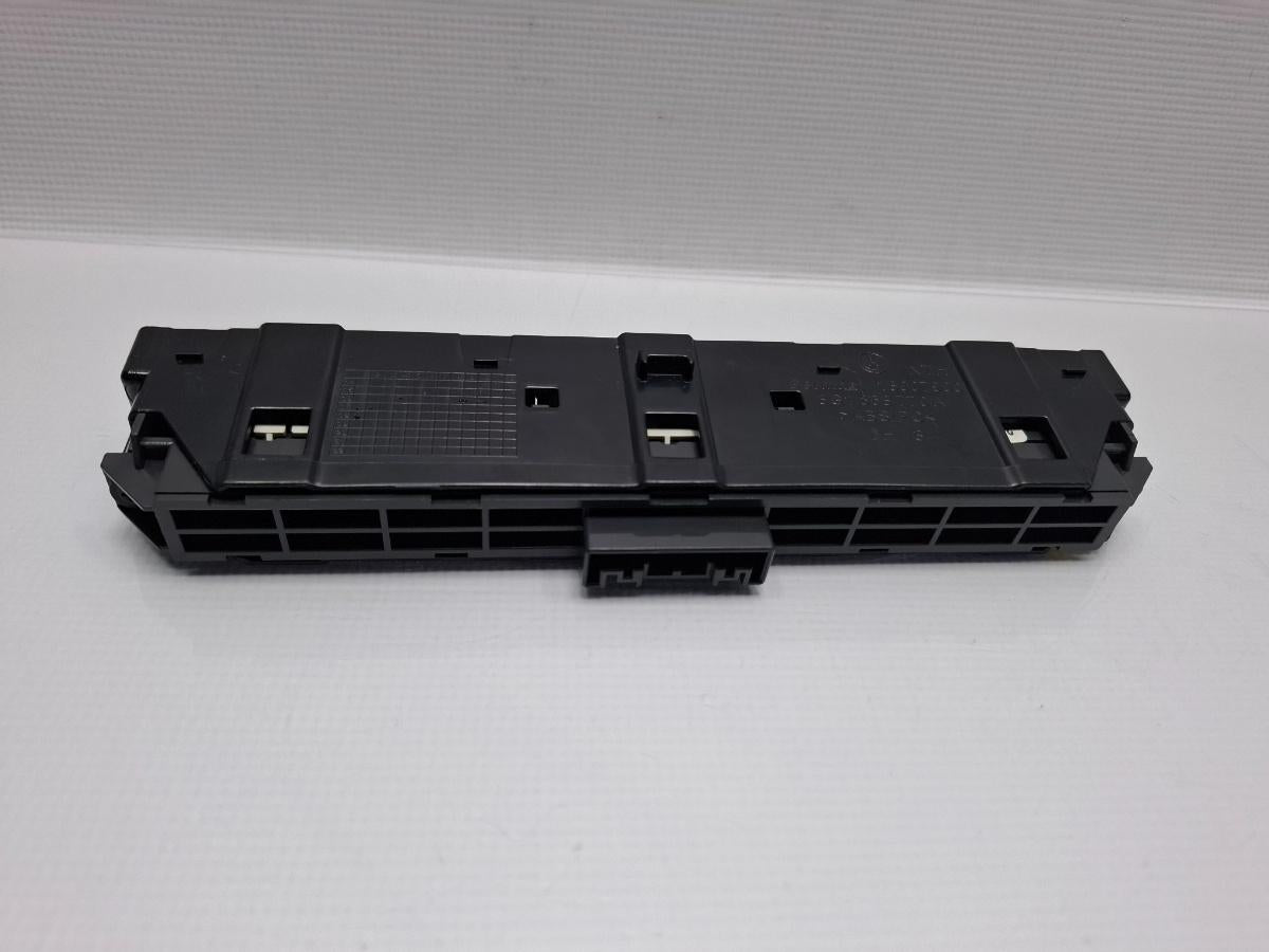 Consola butoane/ buton avarie VOLKSWAGEN PASSAT Variant 3G5 2014 -> 2.0 TDI CRLB, DBGA, DFGA 3G1853770A