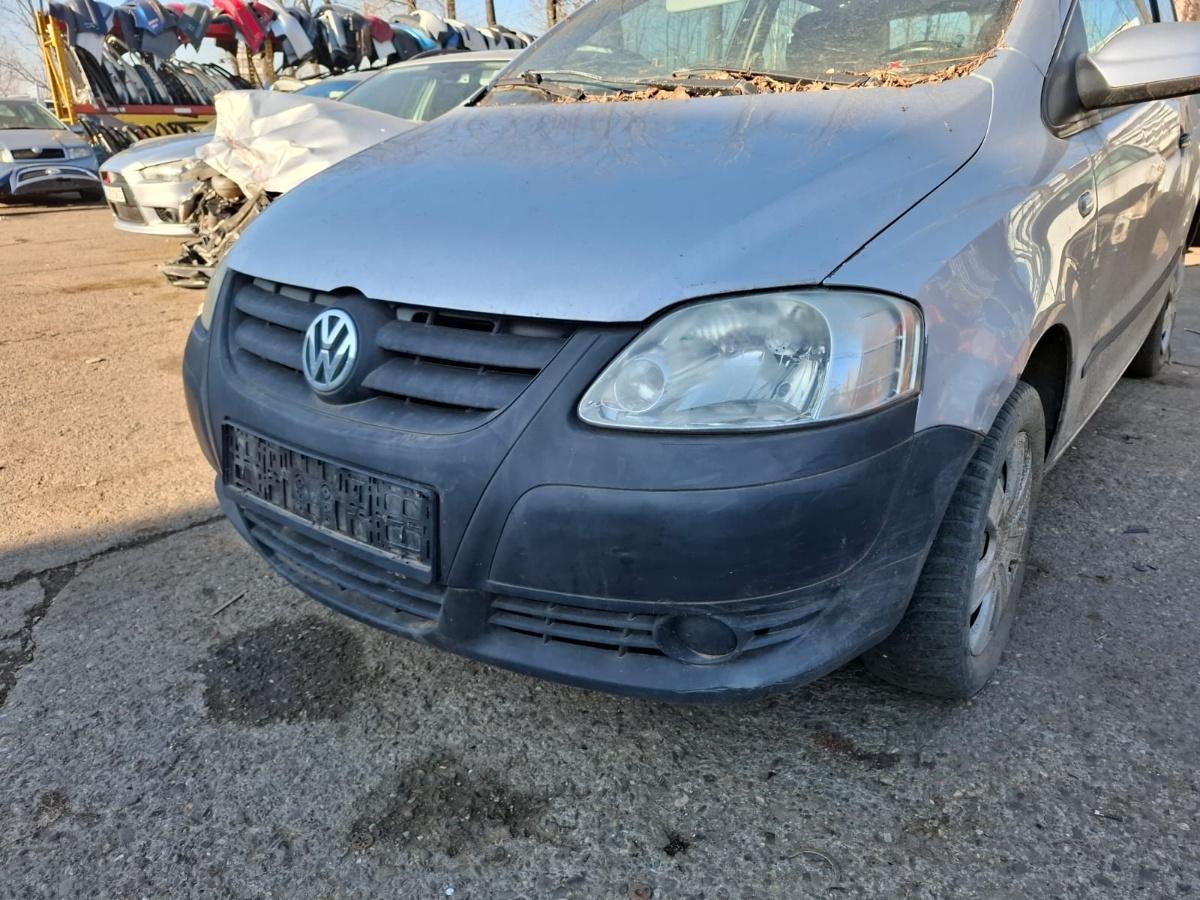 Dezmembrez VOLKSWAGEN FOX 5Z1, 5Z3 2006 1.2 BMD 40KW|55HP