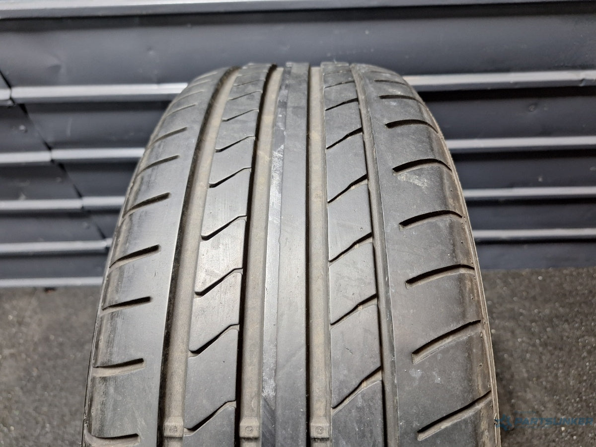 Cauciuc DUNLOP sport bluresponse SKODA OCTAVIA Combi 5E5 2012 - > TDI CKFC, CRMB, CYKA DOT 3713 205/55R16