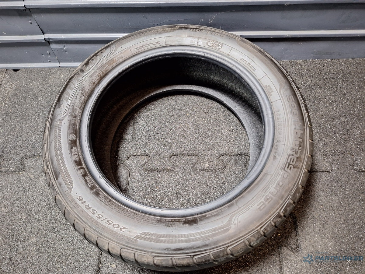 Cauciuc DUNLOP sport bluresponse SKODA OCTAVIA Combi 5E5 2012 - > TDI CKFC, CRMB, CYKA DOT 3713 205/55R16