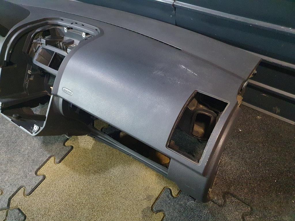 Plansa de bord VOLKSWAGEN POLO 9N_ 2001 - 2012 6Q1857001HP
