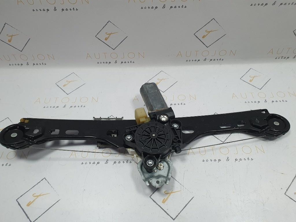Macara Geam cu motoras stanga spate MERCEDES-BENZ C-CLASS II W203 2000 - 2007 104048XXX