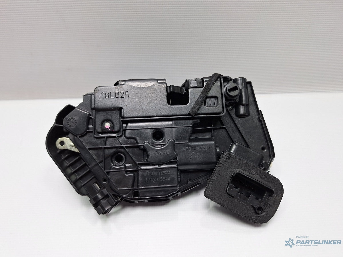 Broasca usa stanga spate VOLKSWAGEN PASSAT Variant 3G5 2014 - > TDI CRLB, DBGA, DFGA 5NA839015C