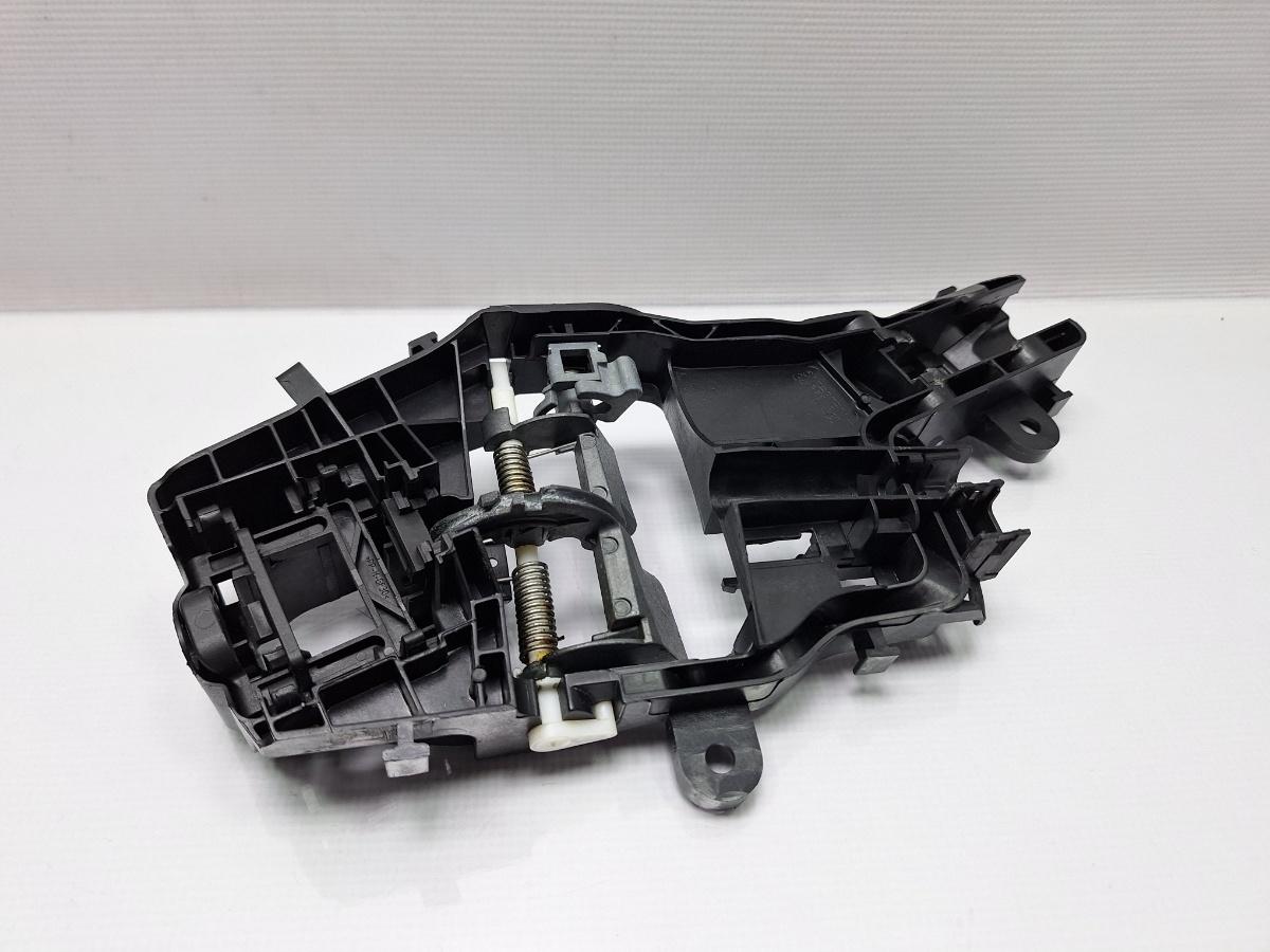 Maner/suport exterior usa stanga spate VOLKSWAGEN PASSAT Variant 3G5 2014 - > TDI CRLB, DBGA, DFGA 510837811H