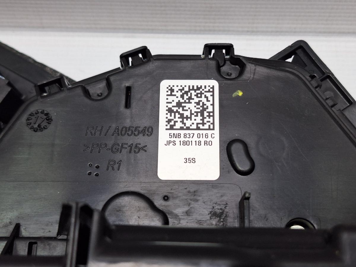 Broasca usa dreapta fata VOLKSWAGEN PASSAT Variant 3G5 2014 - > TDI CRLB, DBGA, DFGA 5NB837016C