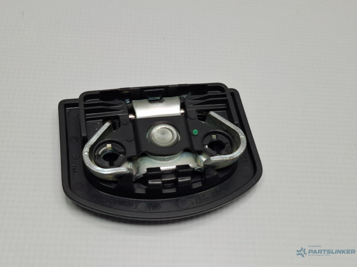 Capac prindere portbagaj VOLKSWAGEN PASSAT Variant 3G5 2014 - > TDI CRLB, DBGA, DFGA 5M0863503A