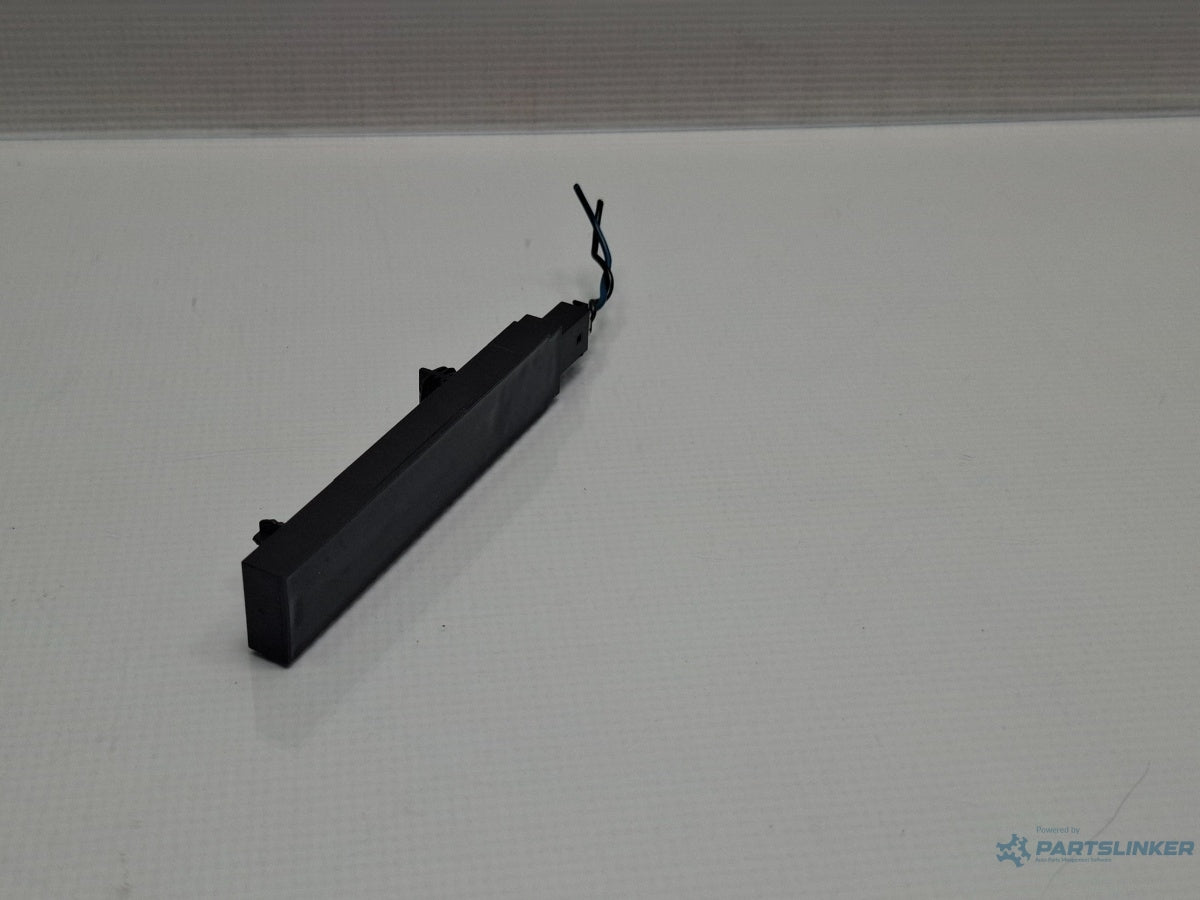 Antena VOLKSWAGEN PASSAT Variant 3G5 2014 - > TDI CRLB, DBGA, DFGA 5K0962132A