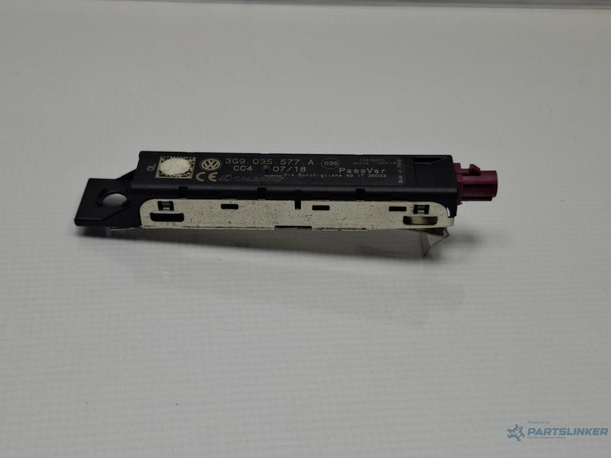 Amplificator antena VOLKSWAGEN PASSAT Variant 3G5 2014 - > TDI CRLB, DBGA, DFGA 3G9035577A