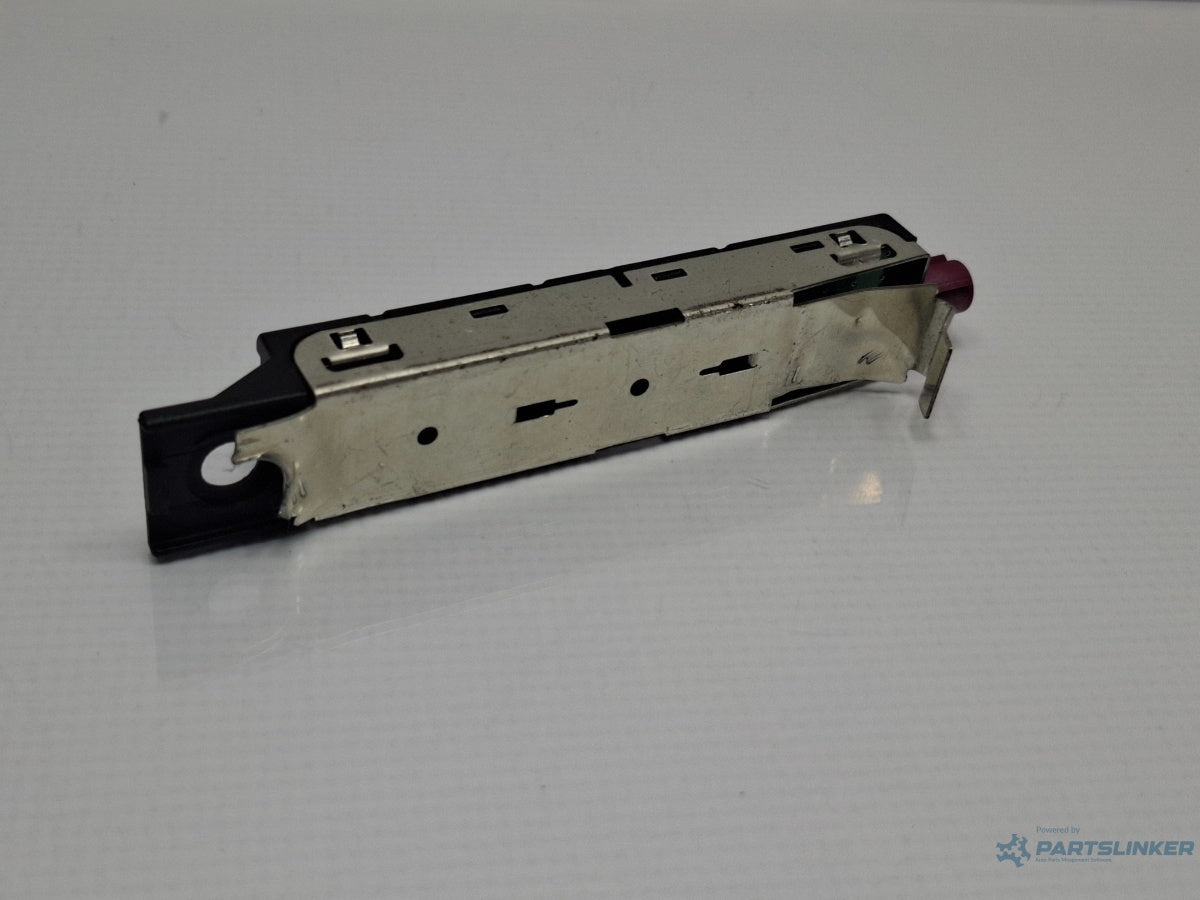 Amplificator antena VOLKSWAGEN PASSAT Variant 3G5 2014 - > TDI CRLB, DBGA, DFGA 3G9035577A