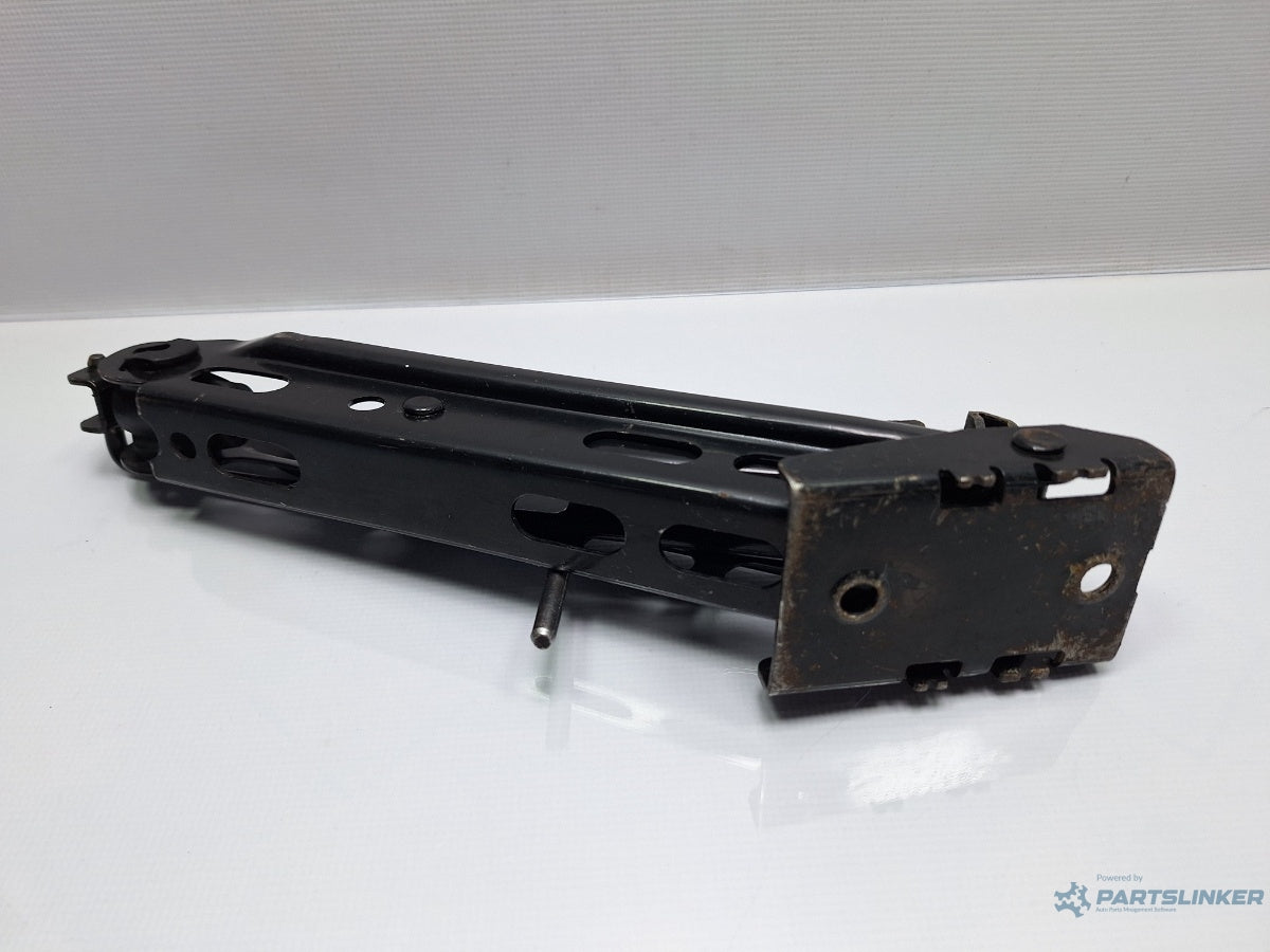 Cric OPEL CORSA A Hatchback 93_, 94_, 98_, 99_, S83 1982 - 1993 1.0 1.0 10 S 09127172