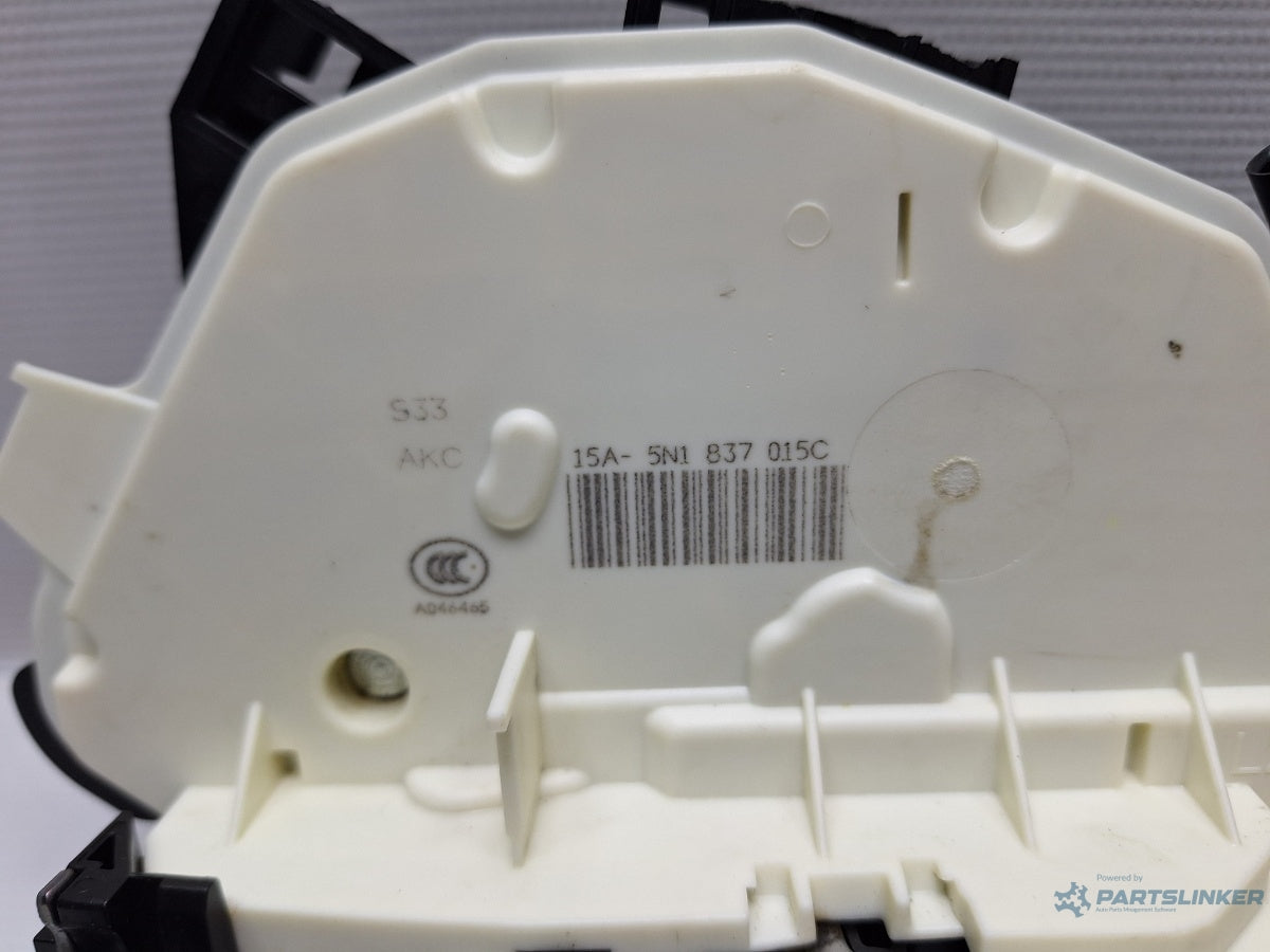 Broasca usa stanga fata VOLKSWAGEN PASSAT CC 357 2008 - 2012 TSI CCZB 5N1837015C