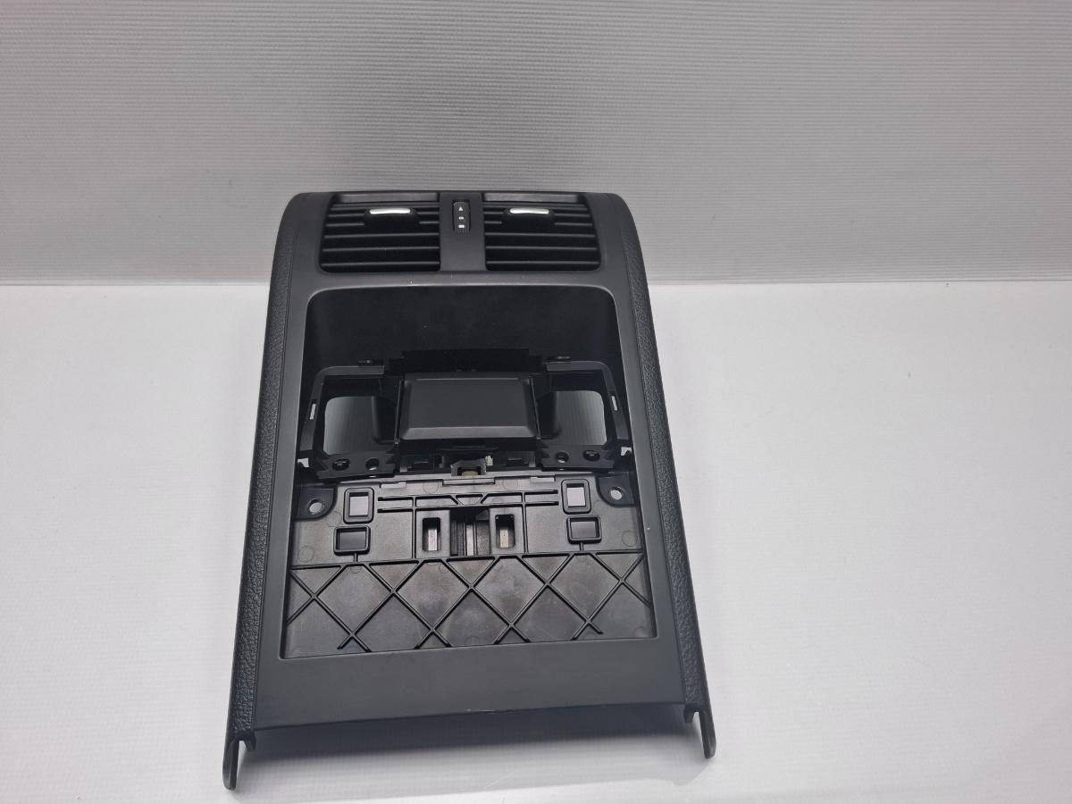 Grila de ventilatie spate VOLKSWAGEN PASSAT CC 357 2008 - 20122.0 TSI CCZB 3C0863615