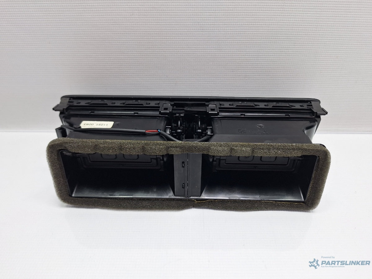 Grila ventilatie centrala VOLKSWAGEN PASSAT CC 357 2008 - 2012 TSI CCZB 3AB819728A