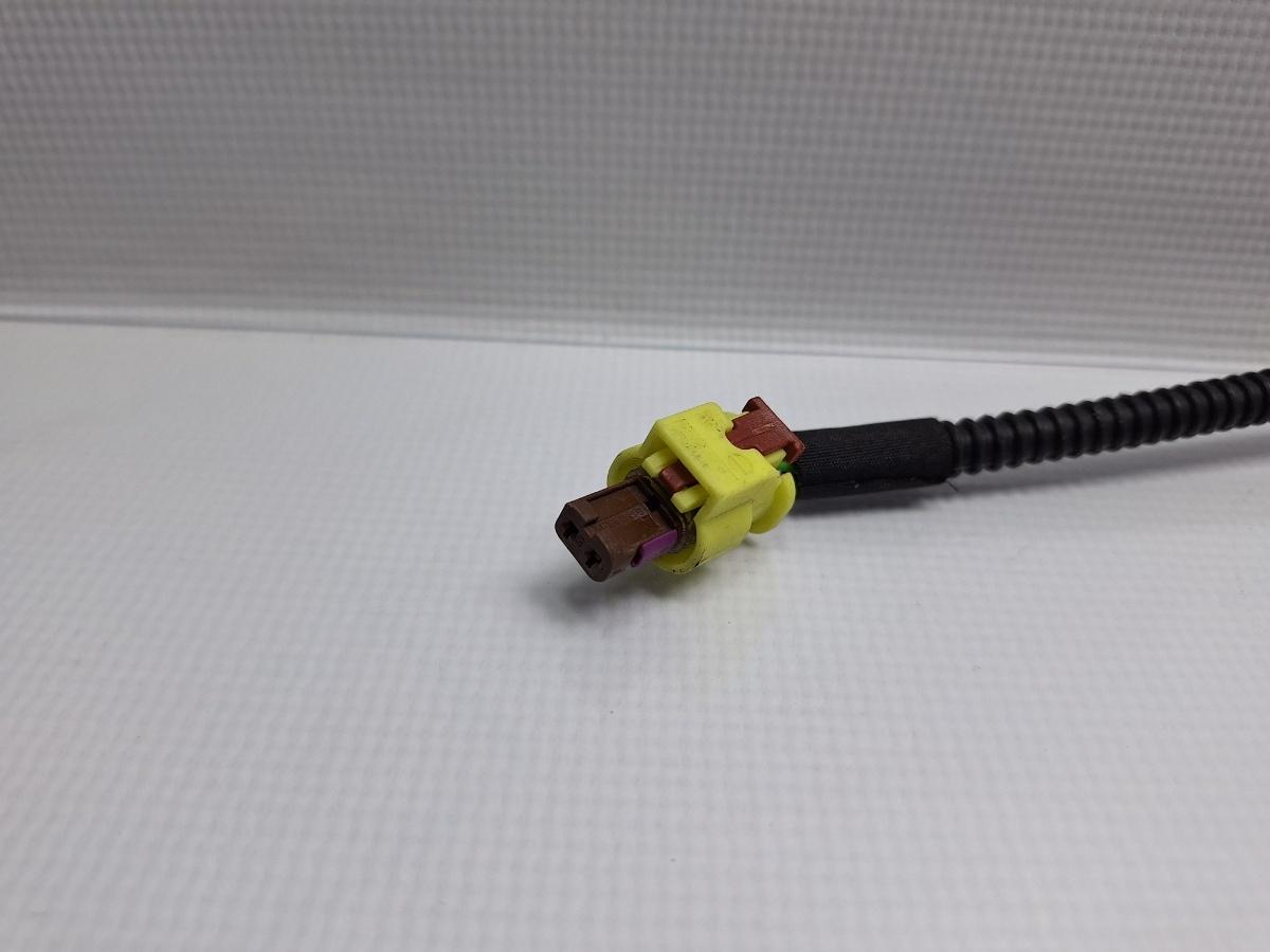 Mufa conector 2 pini VOLKSWAGEN PASSAT Variant 3G5 2014 - > TDI CRLB, DBGA, DFGA 5K0973323