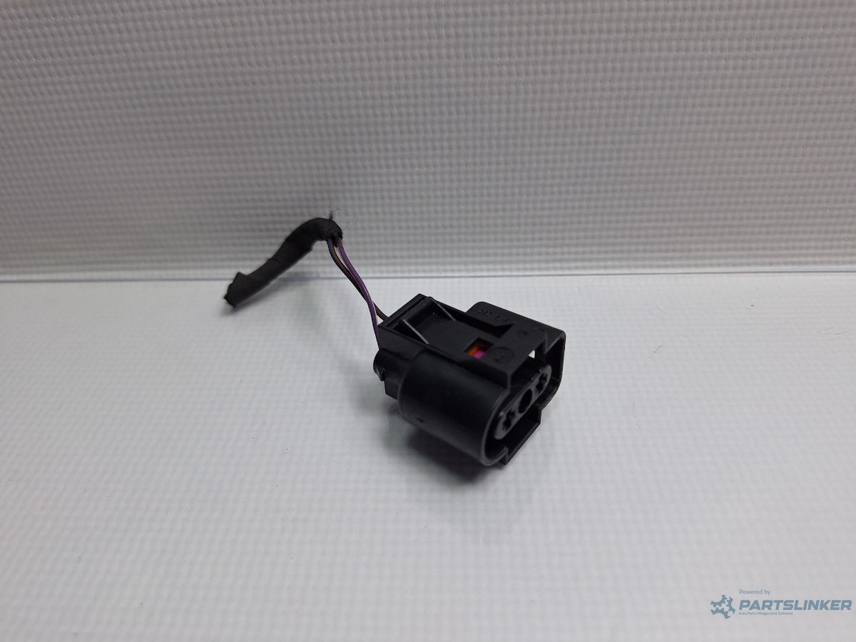 Mufa conector senzor nivel vas lichid parbriz VOLKSWAGEN PASSAT CC 357 2008 - 2012 TSI CCZB 1J0973202