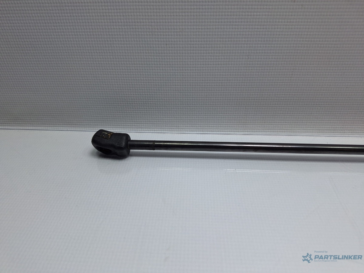 Amortizor capota VOLKSWAGEN PASSAT CC 357 2008 - 2012 TSI CCZB 3C8823359