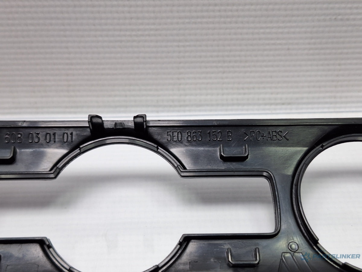 Rama comanda AC SKODA OCTAVIA Combi 5E5 2012 - > TDI CKFC, CRMB, CYKA 5E0863152B