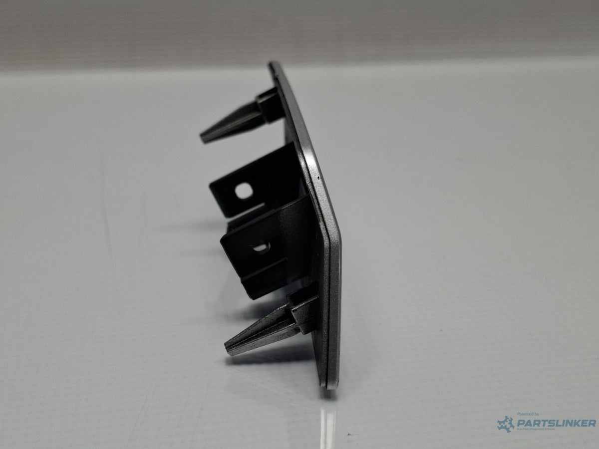 Capac spalator far SKODA OCTAVIA Combi 5E5 2012 - > TDI CKFC, CRMB, CYKA 5E0955109