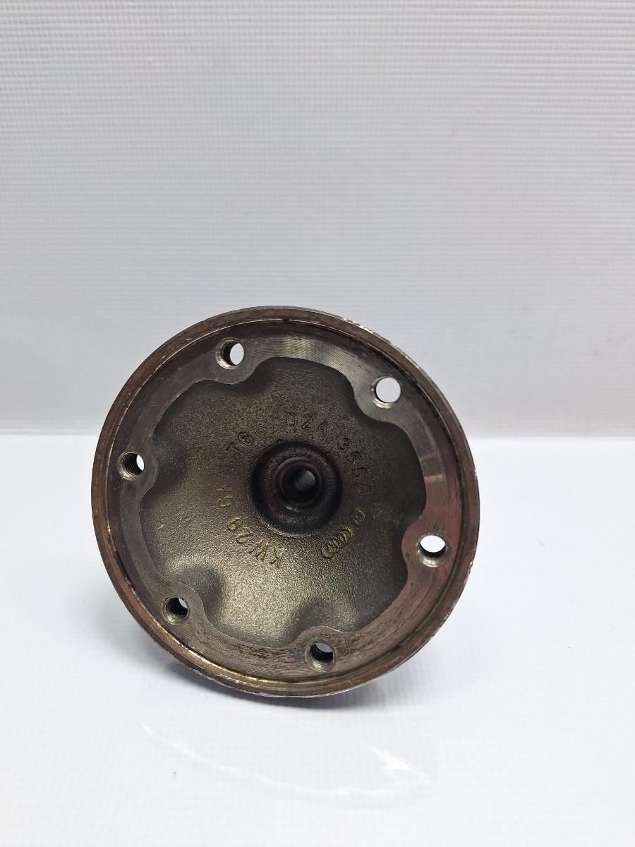 Flansa cutie VOLKSWAGEN PASSAT 365 2010 - 2014 1.6 TDi BlueMotion CAYC 02A355D , 02A409343C