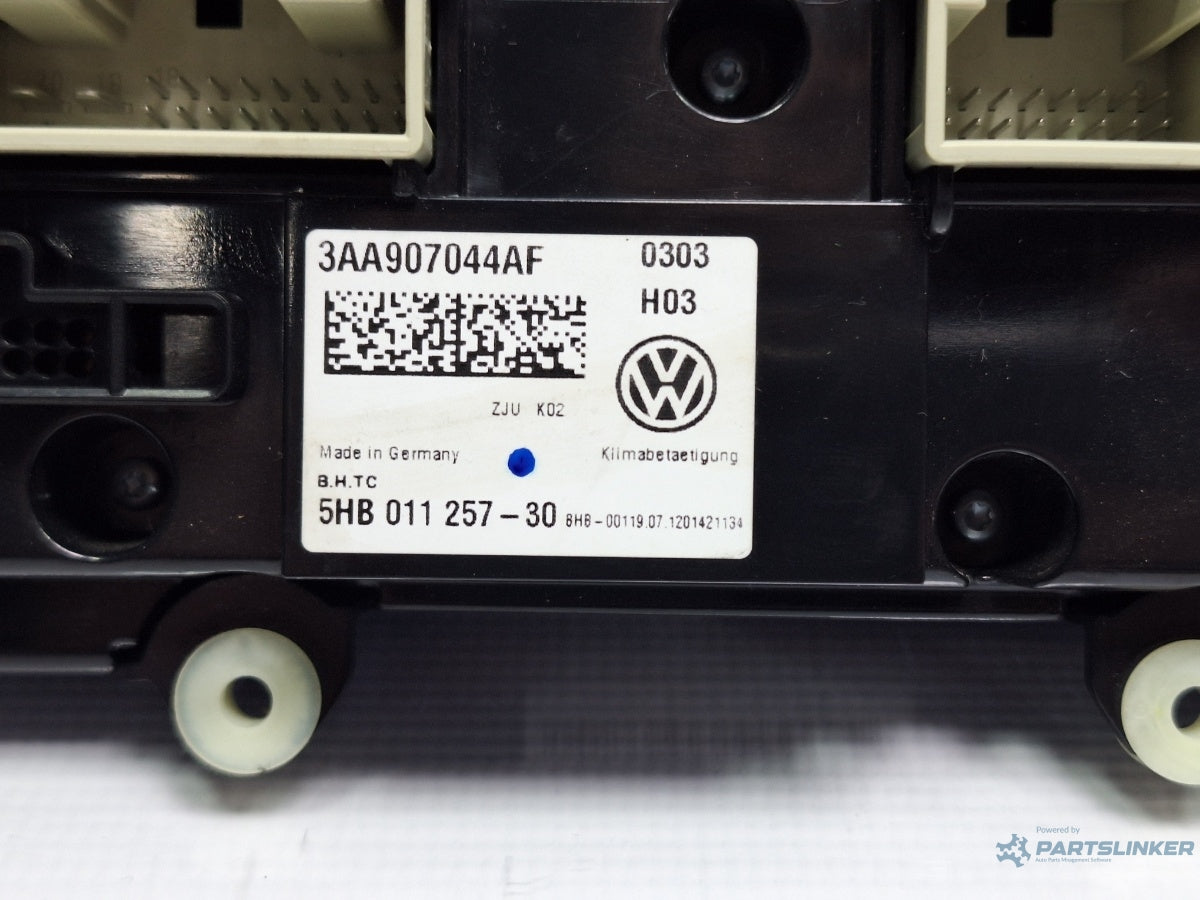 Comanda AC VOLKSWAGEN JETTA IV 162, 163, AV3, AV2 2009 - > TDI CAYC 3AA907044AF