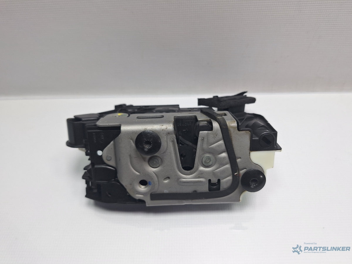 Broasca usa dreapta fata VOLKSWAGEN JETTA IV 162, 163, AV3, AV2 2009 - > TDI CAYC 5K1837016H