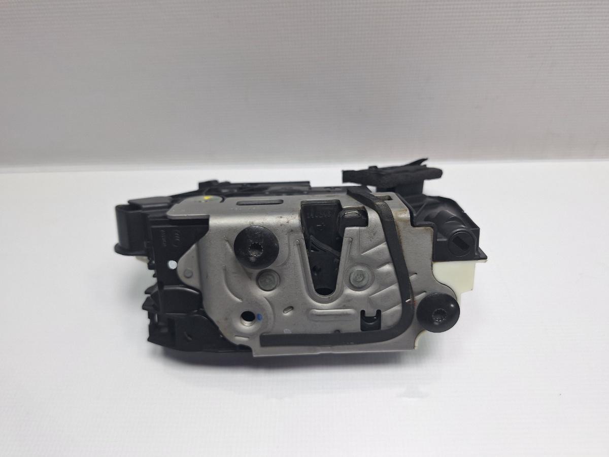 Broasca usa dreapta fata VOLKSWAGEN JETTA IV 162, 163, AV3, AV2 2012 1.6 TDI CAYC 77KW|105HP 2012