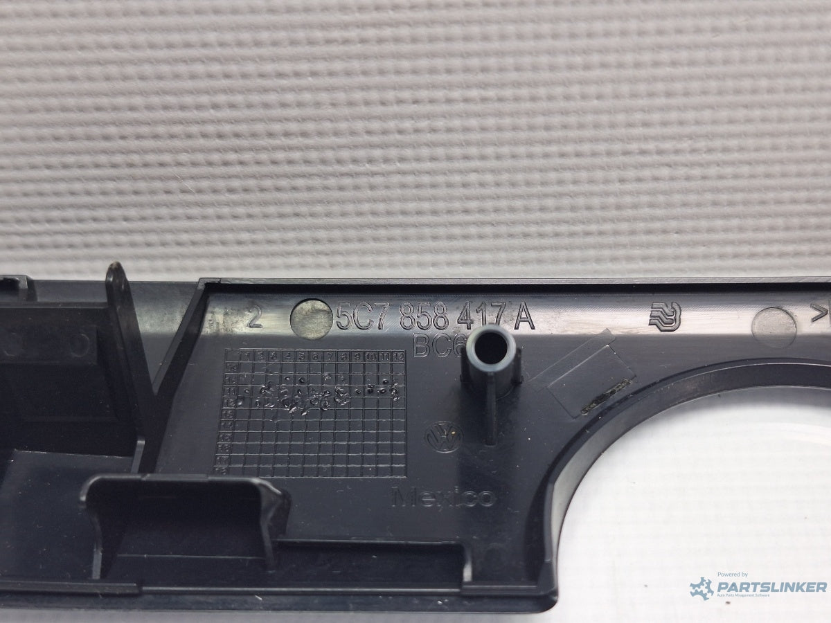 Ornament trim bord VOLKSWAGEN JETTA IV 162, 163, AV3, AV2 2009 - > TDI CAYC 5C7858417A