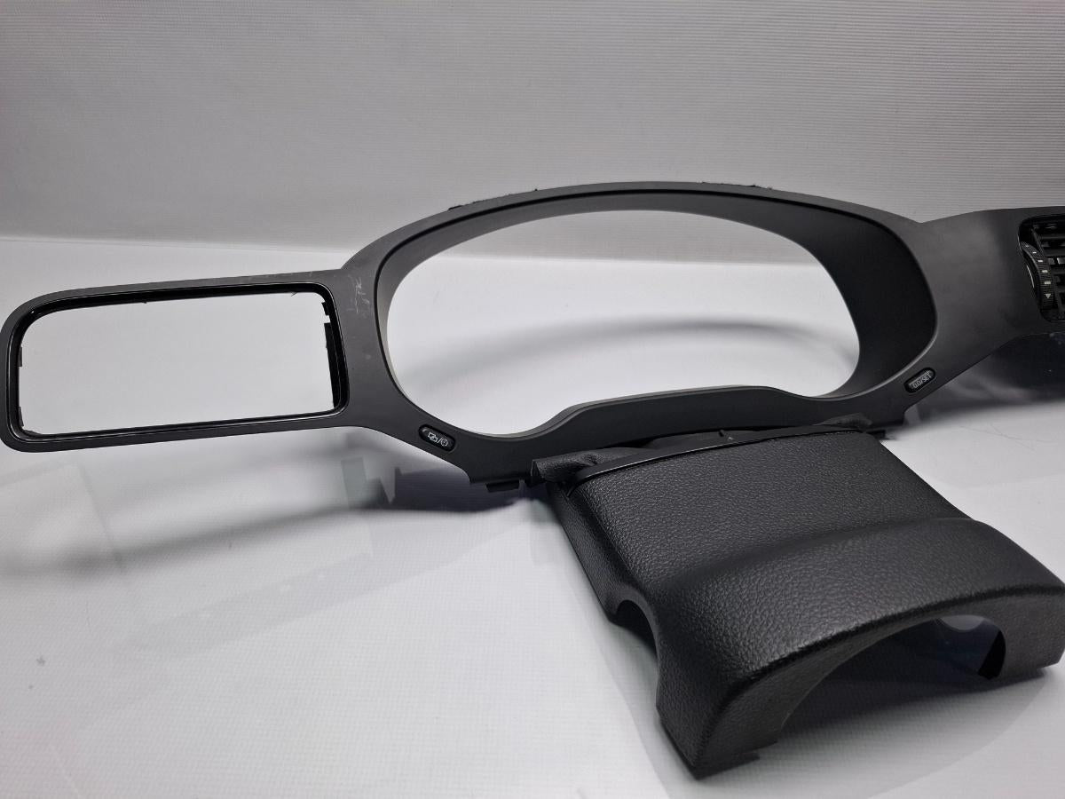 Grila de ventilatie bord centrala VOLKSWAGEN JETTA IV 162, 163, AV3, AV2 2009 - >1.6 TDI CAYC 5C7857059