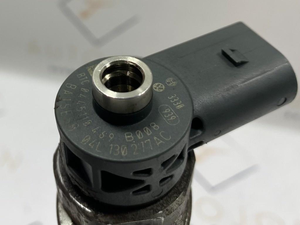 Injector VOLKSWAGEN PASSAT Variant 3G5 2014 - > TDI CRLB, DBGA, DFGA BOSCH 0445110469 04L130277AC