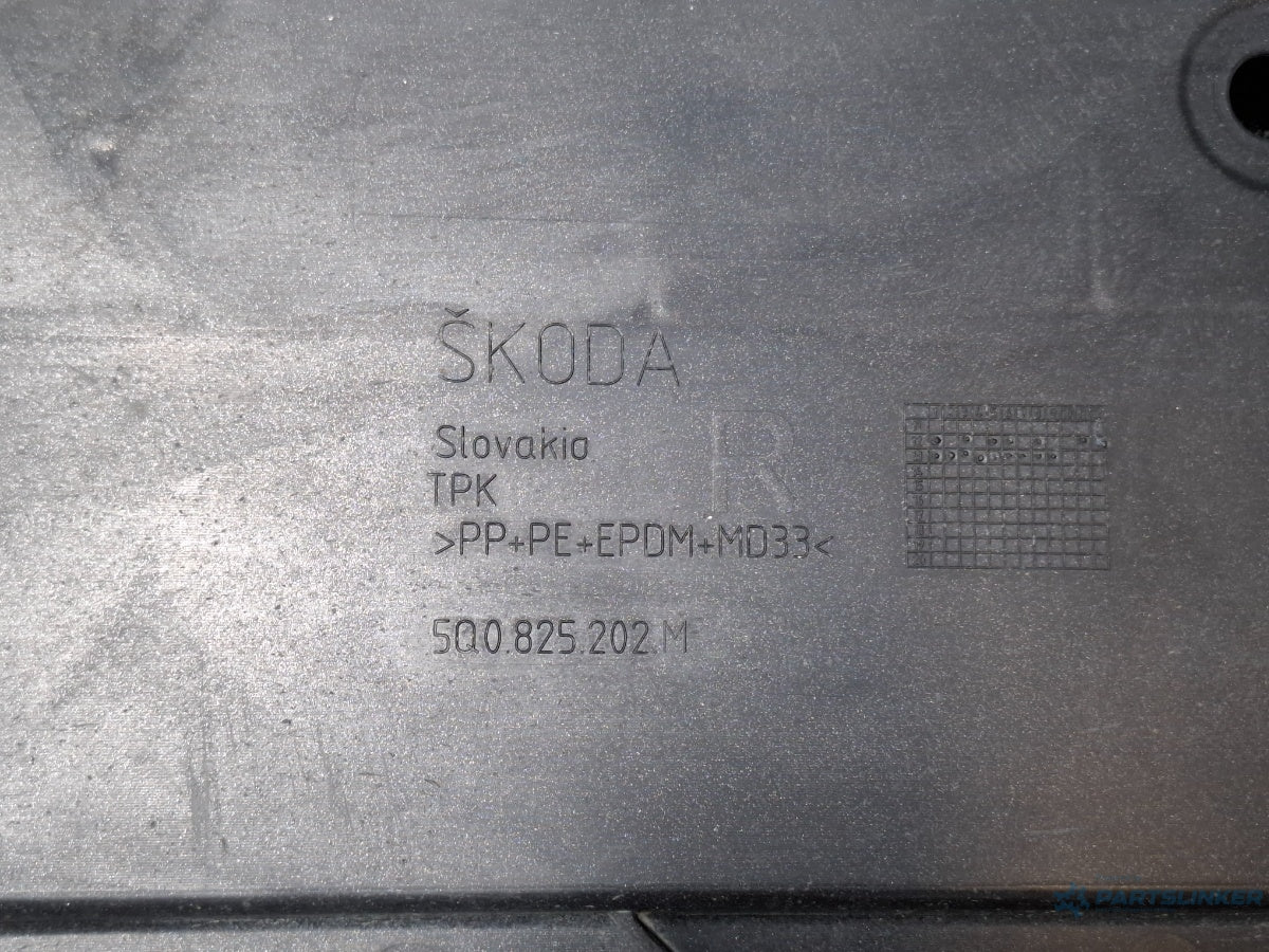 Scut caroserie dreapta VOLKSWAGEN JETTA IV 162, 163, AV3, AV2 2009 - > TDI CAYC 5Q0825202M
