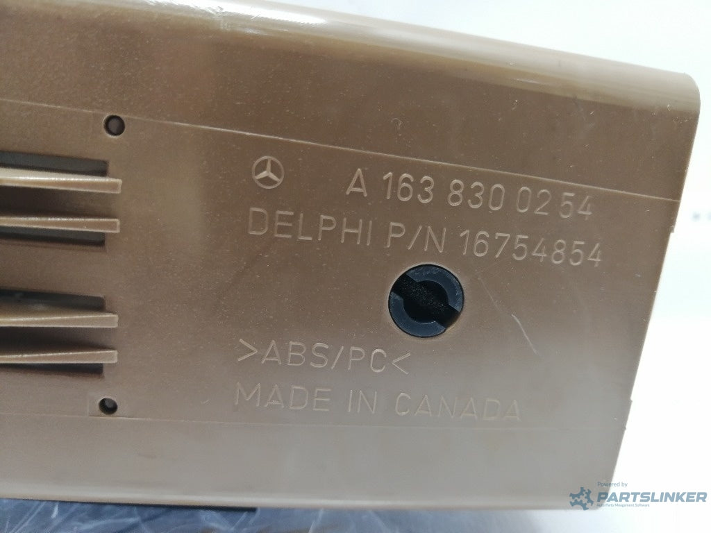 Grila aer bord dreapta MERCEDES-BENZ M-CLASS W163 1998 - 2005 2.7 ML 270 CDI OM 612.963