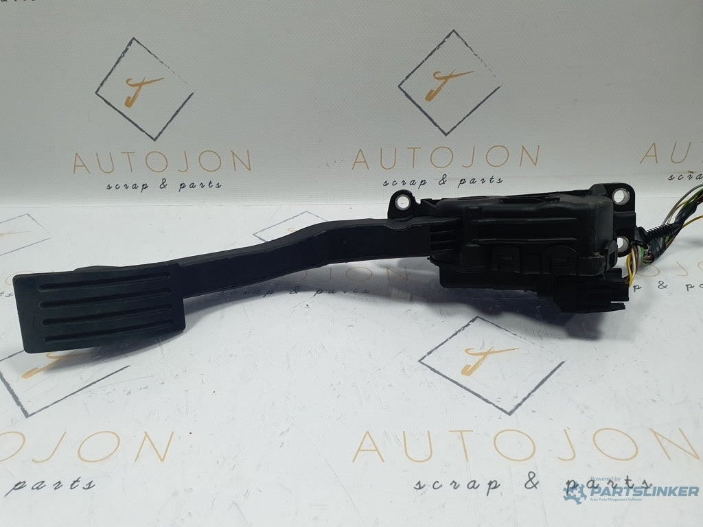 Pedala de acceleratie FORD FOCUS II DA_, HCP, DP 2004 - 2013, Hatchback, FORD FOCUS Hatchback DAW, DBW 1998 - 2007 1.6 16V FYDA, FYDB, FYDC, FYDD, FYDH 4M519F836BH