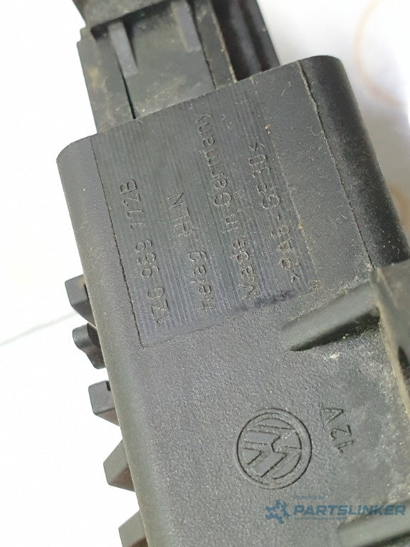 Kit scaune incalzite VOLKSWAGEN PASSAT Variant 3C5 2005 - 2011 2.0 TDI BMP 3C0963555G , 1Z0959772B , 3C0368HR