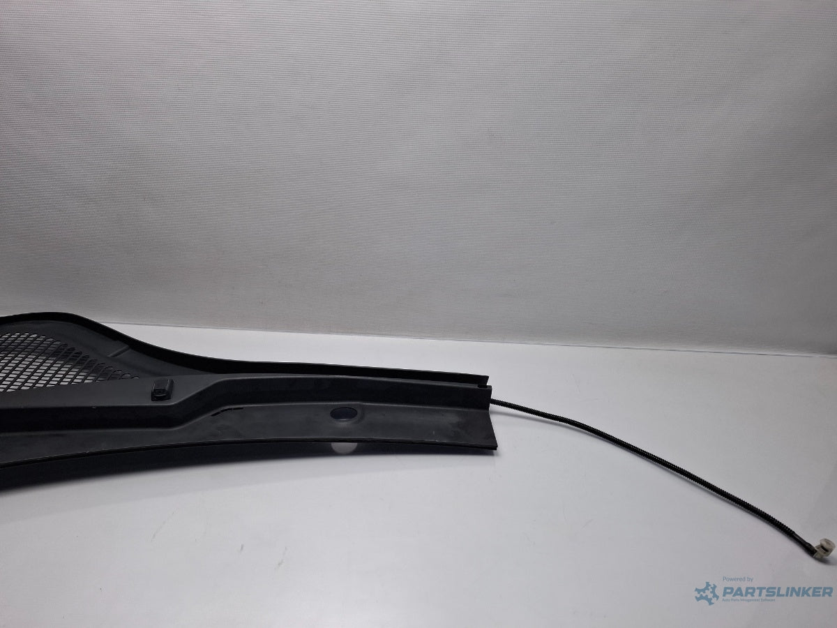 Grila stergator stanga SKODA OCTAVIA Combi 5E5 2012 - > TDI CKFC, CRMB, CYKA 5E1819415A / 5E2819415A