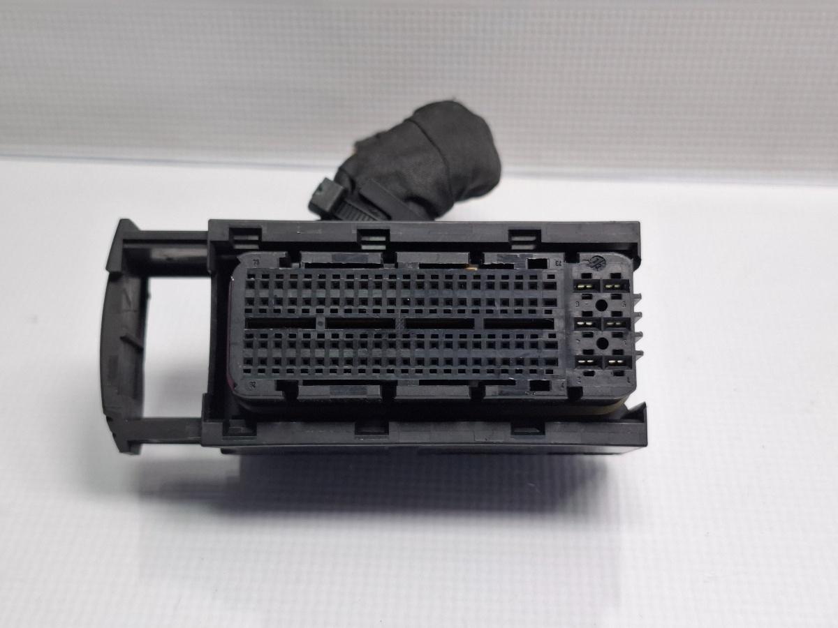 Mufa conector ECU SKODA OCTAVIA Combi 5E5 2012 - > TDI CKFC, CRMB, CYKA 3B0906385C