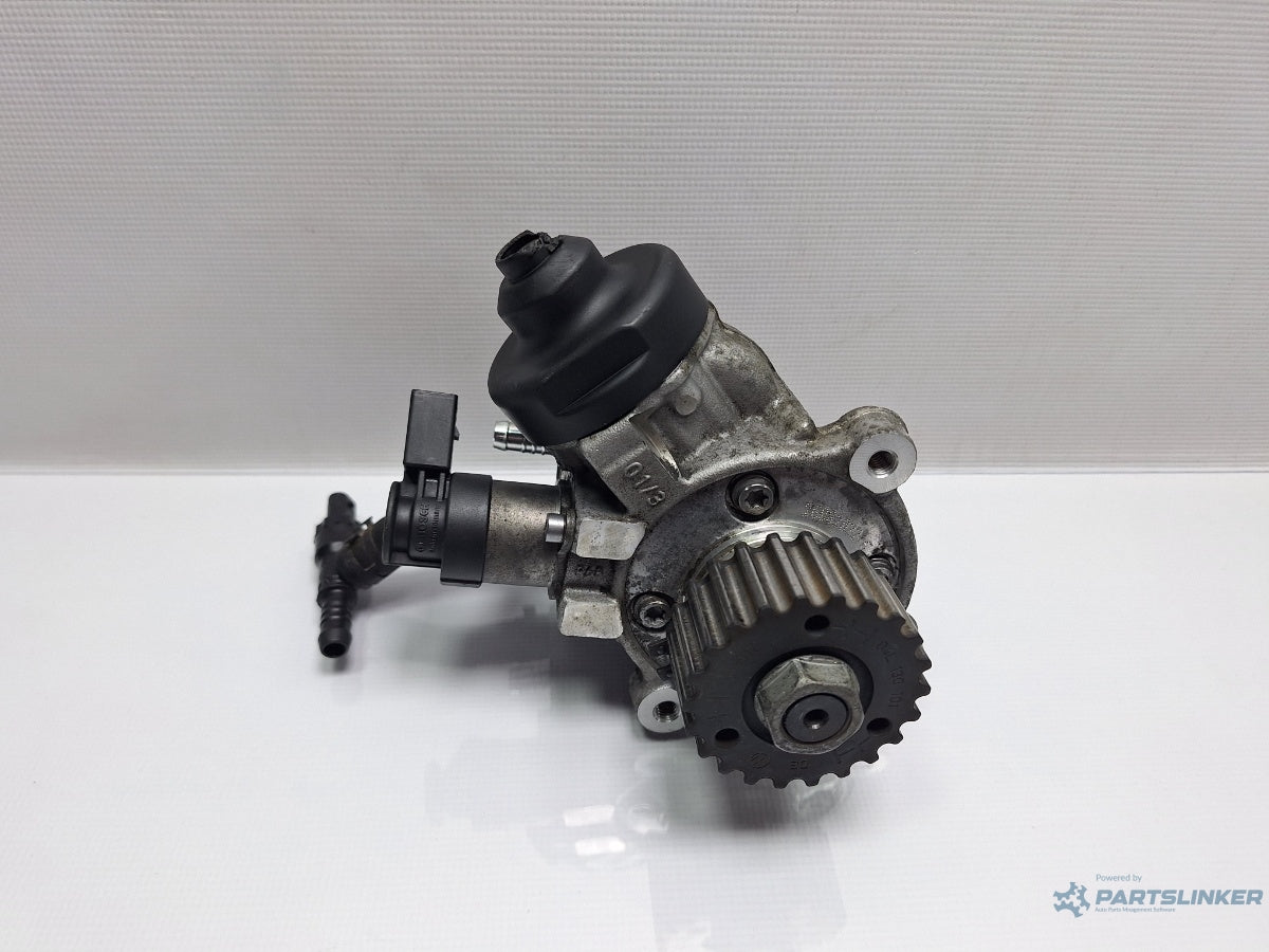 Pompa inalte SKODA OCTAVIA Combi 5E5 2012 - > TDI CKFC, CRMB, CYKA BOSCH 0445010537 04L130755D