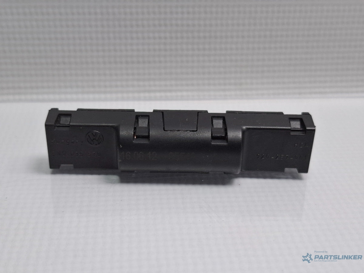 Amplificator antena VOLKSWAGEN JETTA IV 162, 163, AV3, AV2 2009 - > TDI CAYC 5N0035570