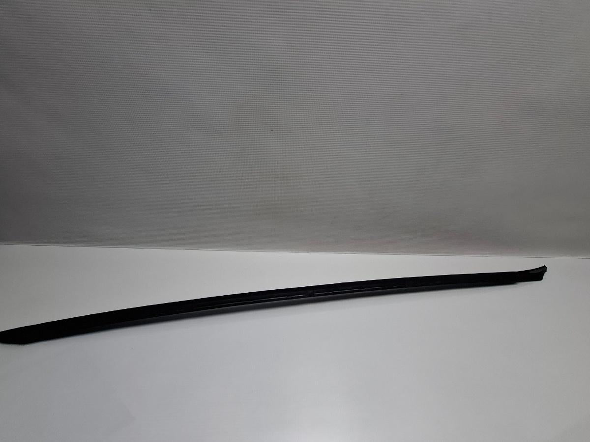 Cheder parbriz dreapta VOLKSWAGEN JETTA IV 162, 163, AV3, AV2 2012 1.6 TDI CAYC 77KW|105HP 2012