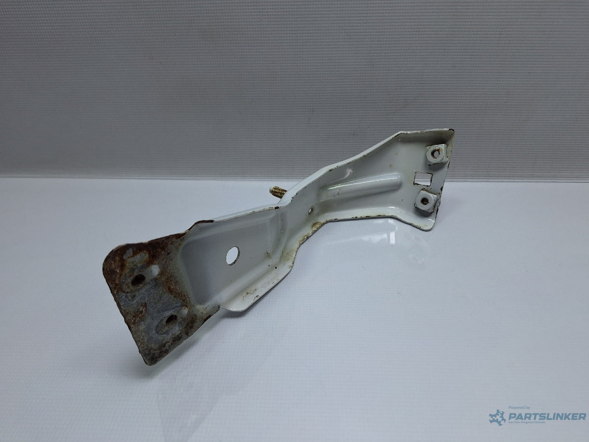 Suport aripa stanga fata VOLKSWAGEN JETTA IV 162, 163, AV3, AV2 2009 - > TDI CAYC 5C6821127