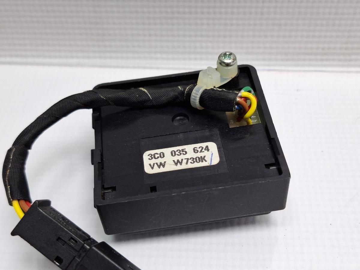 Comutator unitate de control telefon VOLKSWAGEN PASSAT Variant 3C5 2005 - 2011 TDI BMR, CBBB 3C0035624