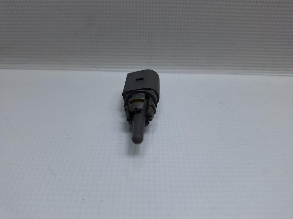 Senzor temperatura exterioara VOLKSWAGEN TOURAN 1T1, 1T2 2003 - 2010 TDI BMN 8Z0820535A