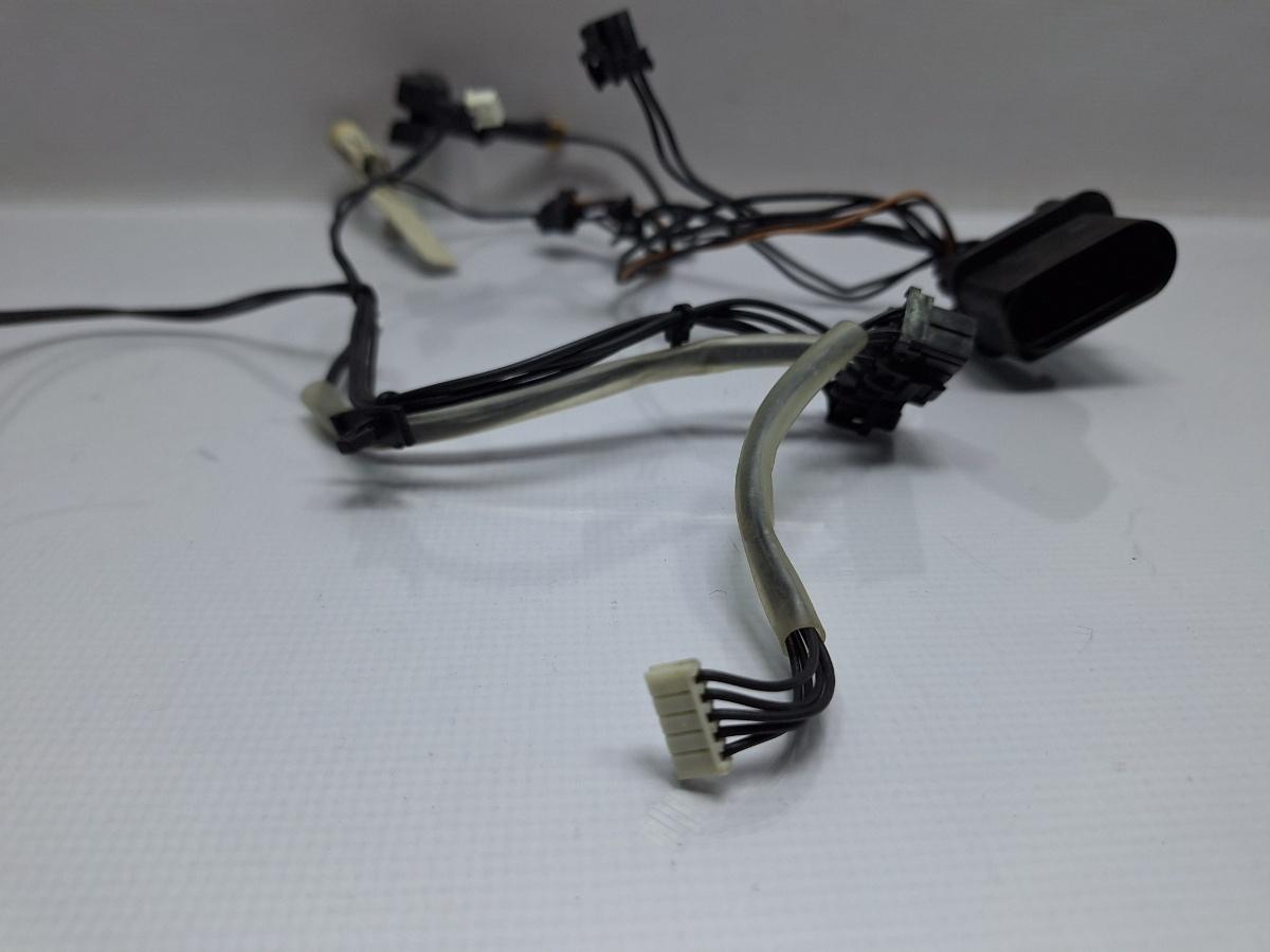 Instalatie electrica far dreapta VOLKSWAGEN PASSAT Variant 3C5 2005 - 2011 TDI BMP HELLA 16038000 3C0941753G , 3C0941953