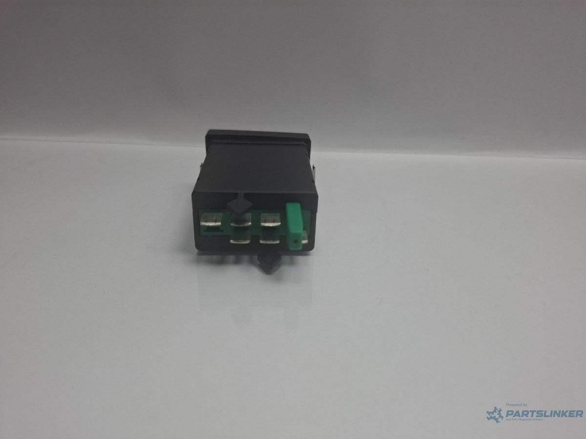 Buton incalzire scaun stanga VOLKSWAGEN PASSAT Variant 3B6 2000 - 2005 TDI AVB 3B0963563C