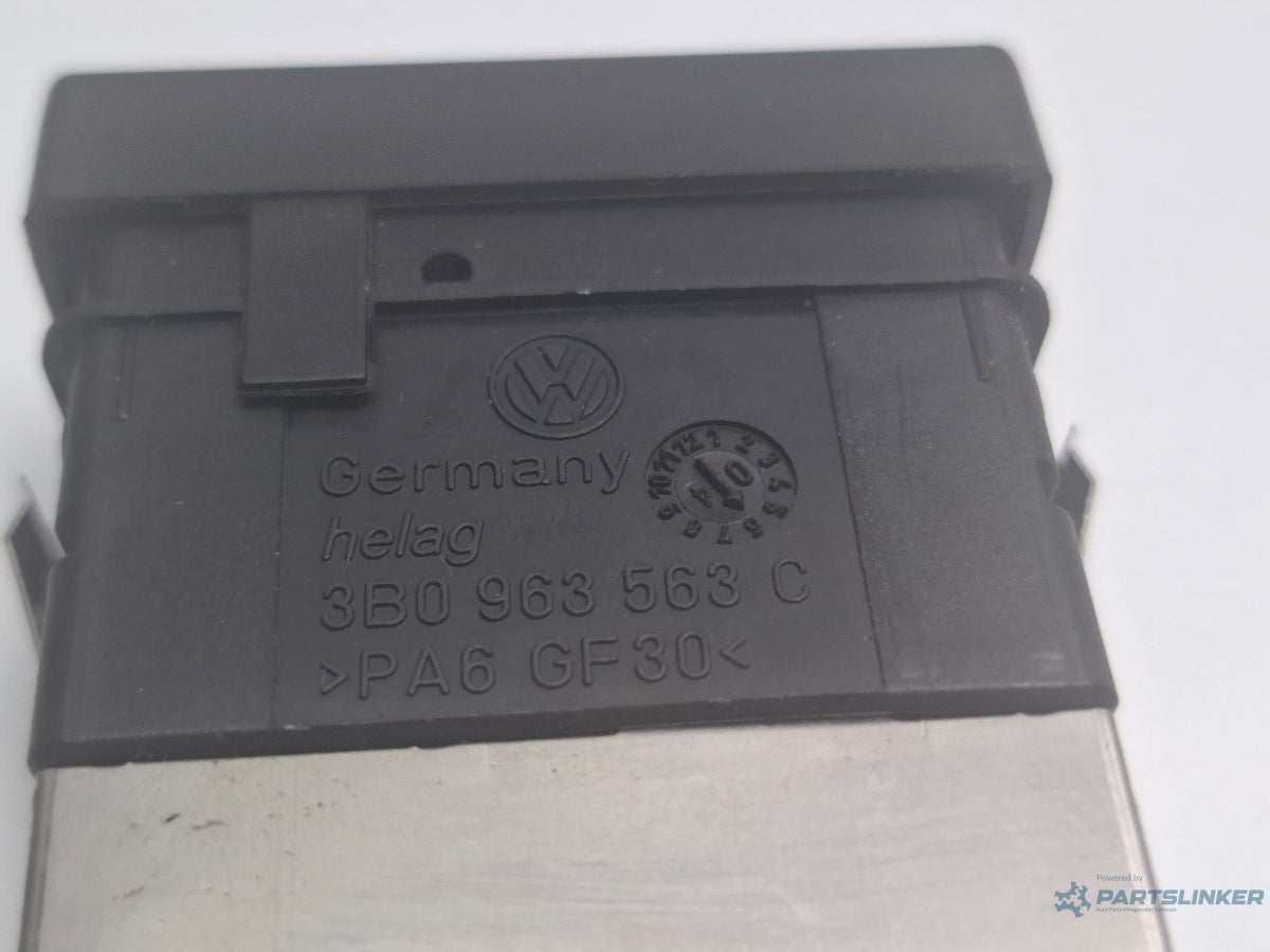 Buton incalzire scaun stanga VOLKSWAGEN PASSAT Variant 3B6 2000 - 2005 TDI AVB 3B0963563C