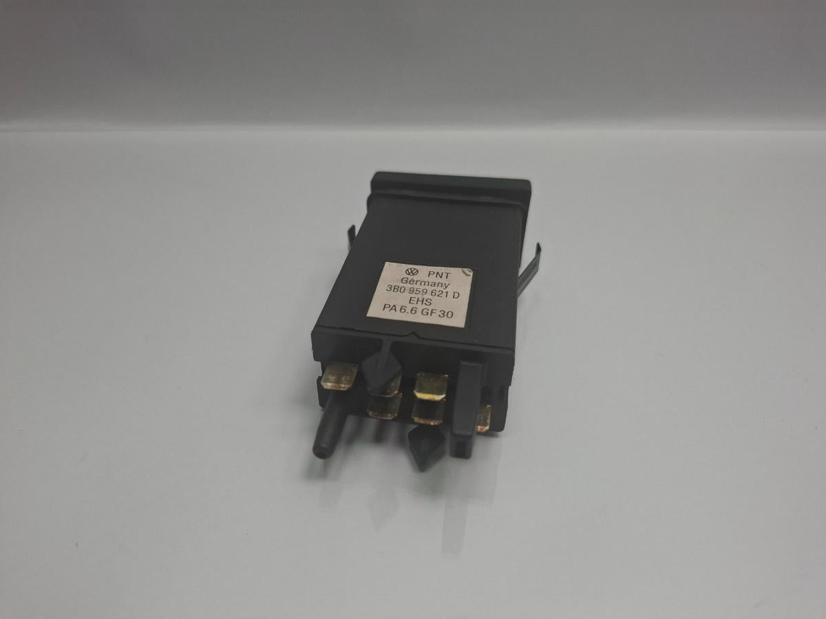 Buton dezaburire luneta VOLKSWAGEN PASSAT Variant 3B6 2000 - 2005 TDI AVB 3B0959621D