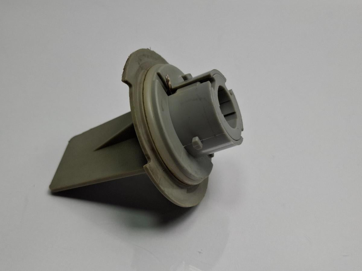 Soclu bec semnalizare VOLKSWAGEN PASSAT Variant 3B6 2000 - 2005 TDI AVB HELLA 14847905