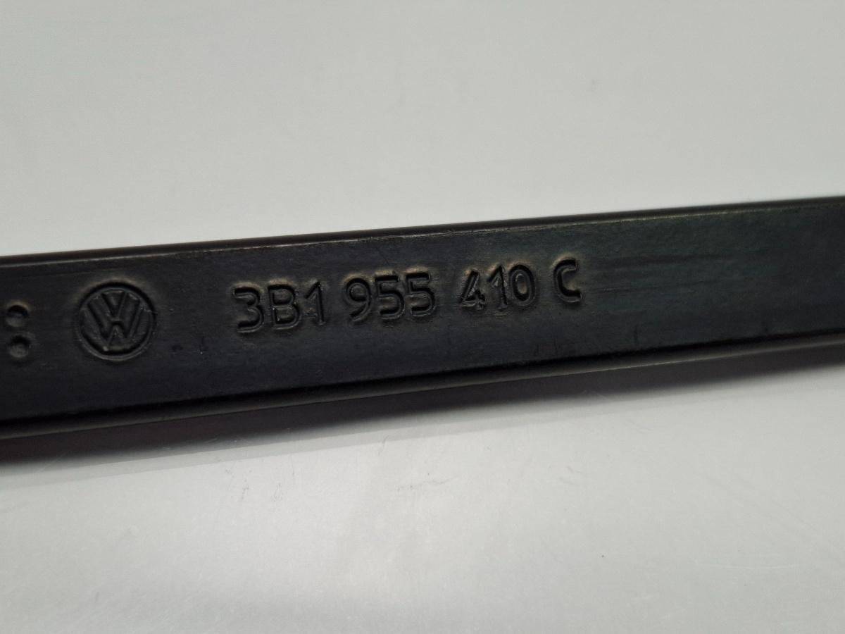 Brat stergator parbriz dreapta VOLKSWAGEN PASSAT Variant 3B6 2000 - 2005 TDI AVB 3B1955410C