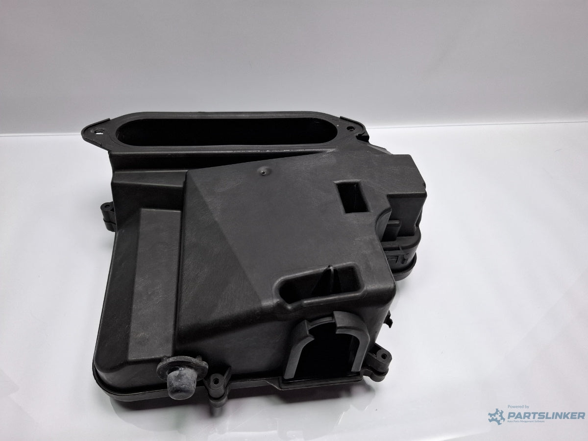 Capac panou sigurante VOLKSWAGEN PASSAT Variant 3B6 2000 - 2005 TDI AVB 8D1907613A