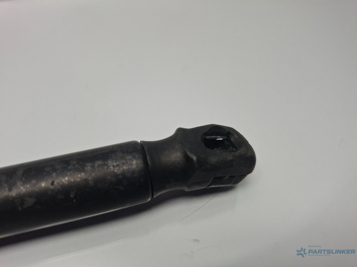 Amortizor haion fata AUDI A3 II Sportback 8PA 2004 - 2015 TDI BKC, BLS, BXE 8P4827552B